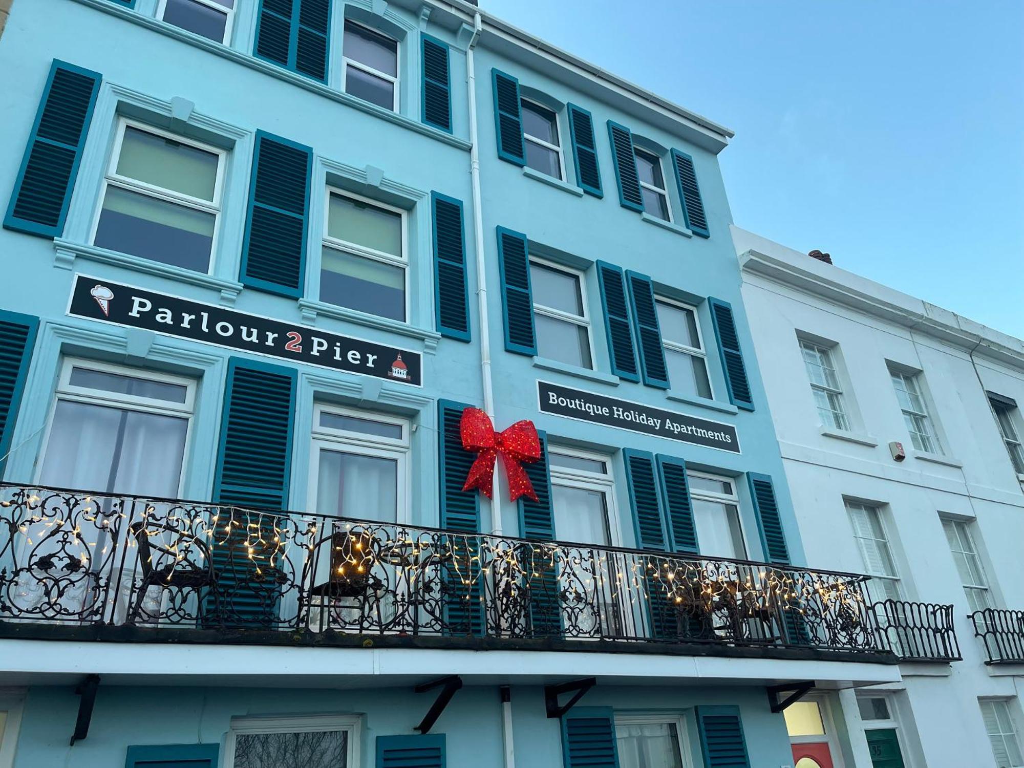 "The Quirky" Seafront Apartment Eastbourne Bagian luar foto